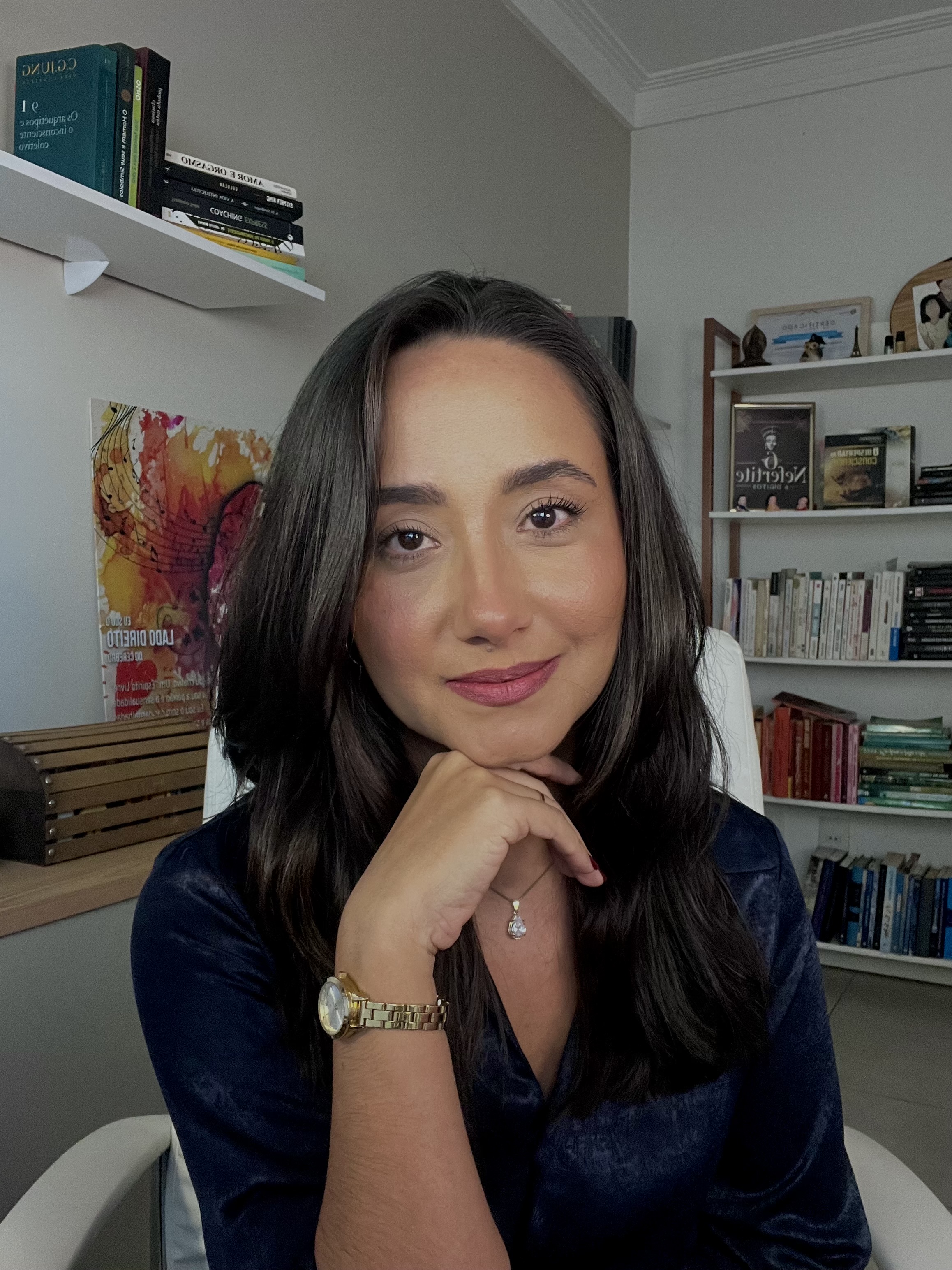 Cássia Souza — Hipnoterapeuta, Radiestesista e Consteladora Sistêmica